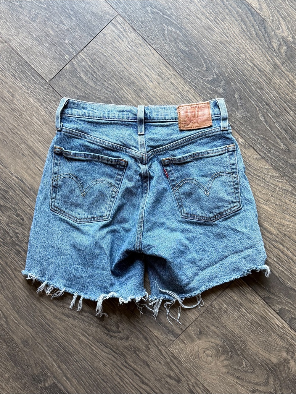 Levi's 501 Women's W25 Denim Cutoff Shorts Distressed Raw Hem Button Fly Blue - Picture 3 of 8